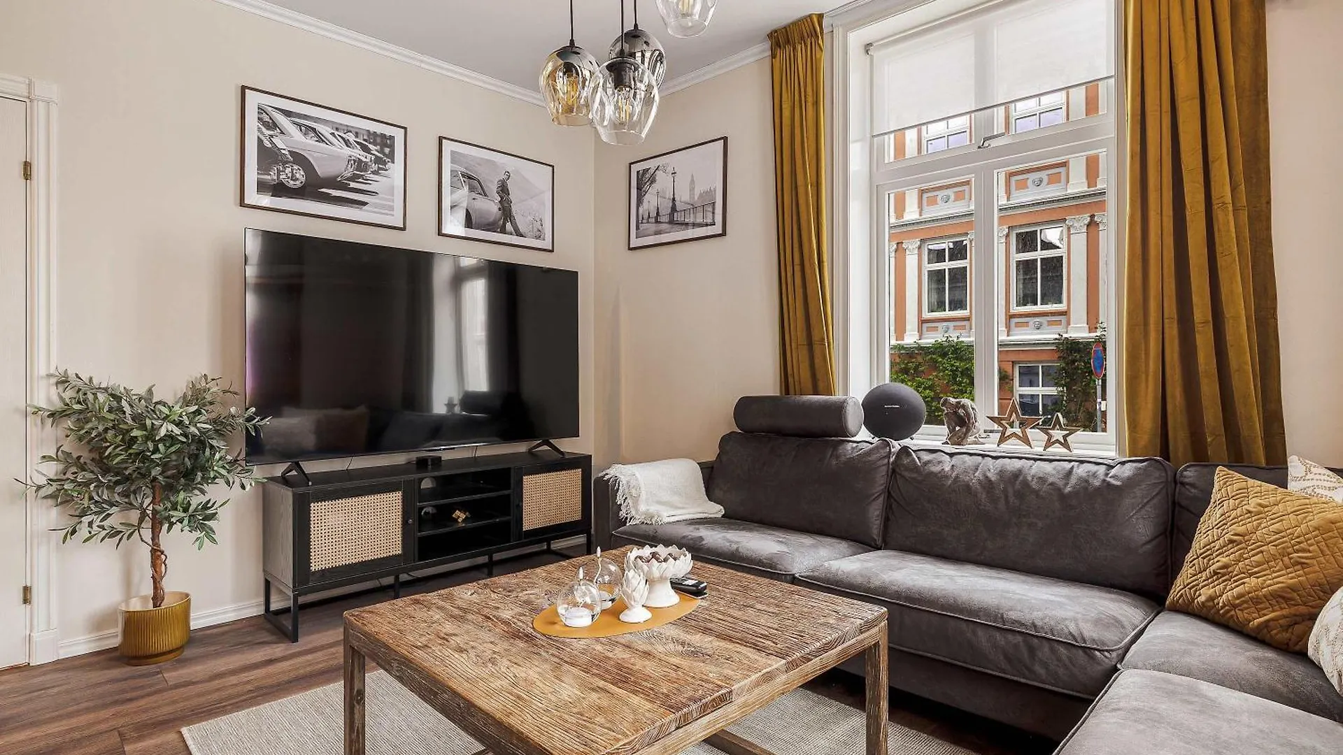 Dinbnb Apartments L 250M To Bryggen L Backyard L Smart-Tv L 6 Guests